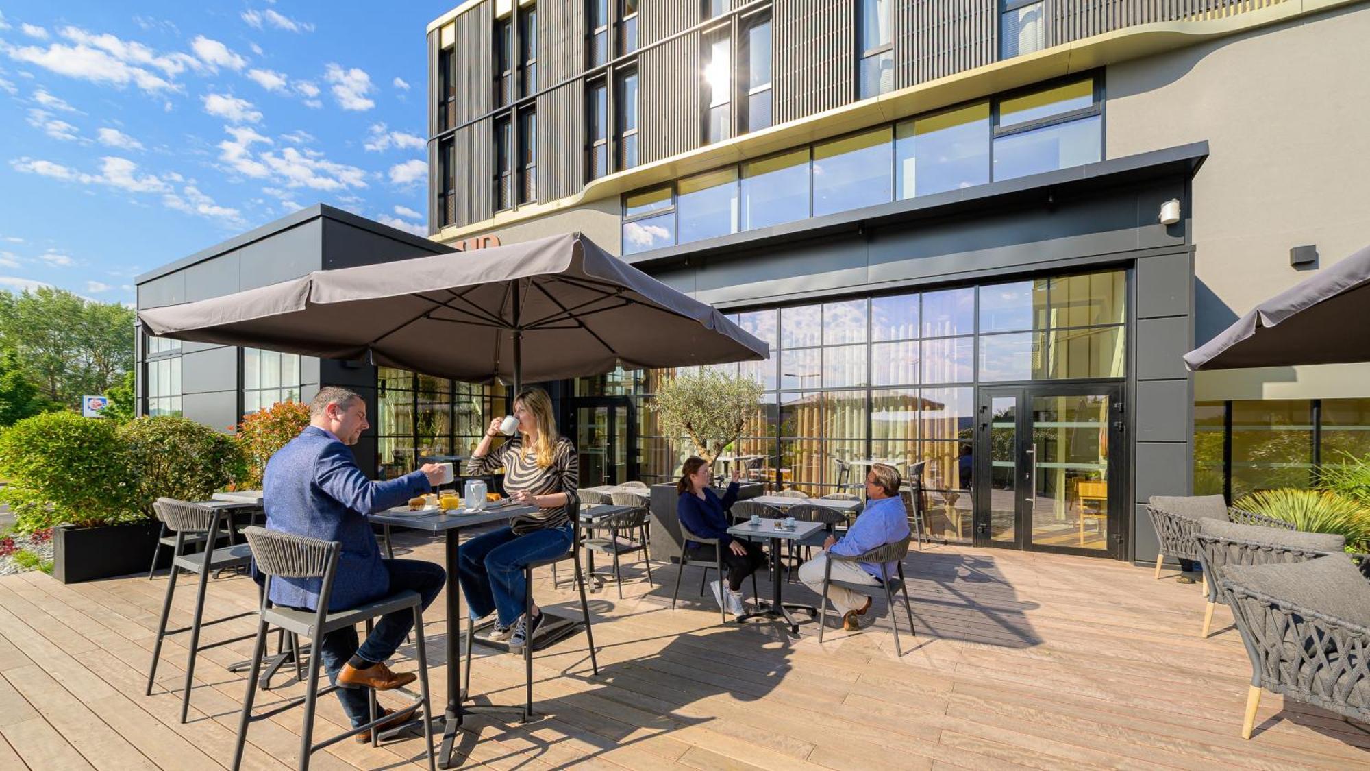 Kyriad Prestige Compiegne Jaux Exterior foto