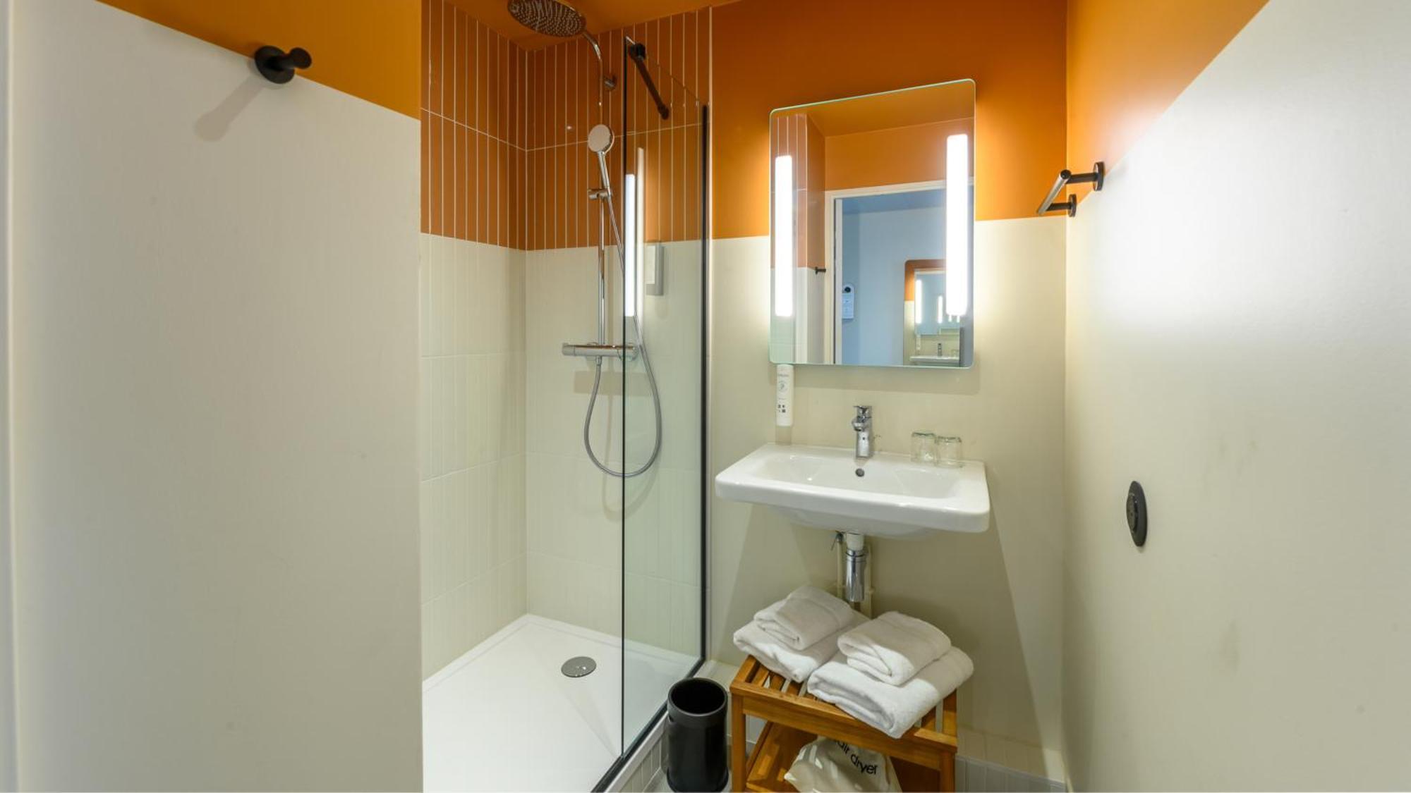 Kyriad Prestige Compiegne Jaux Exterior foto